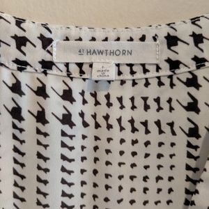 41 Hawthorn Tops - π 3/$20 41Hawthorn sleeveless top L 41 Hawthorn Tops - π 3/$20 41Hawthorn sleeveless top L